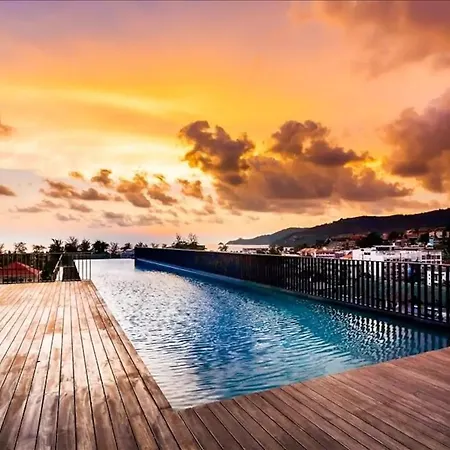 The Deck Patong Condo By Joy